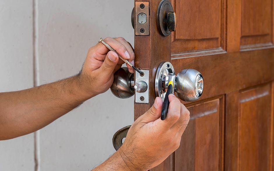 comment ouvrir une serrure de porte sans clé Arcueil